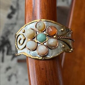 Vintage Agate Flower Hammered Mixed Metal Cuff Bracelet